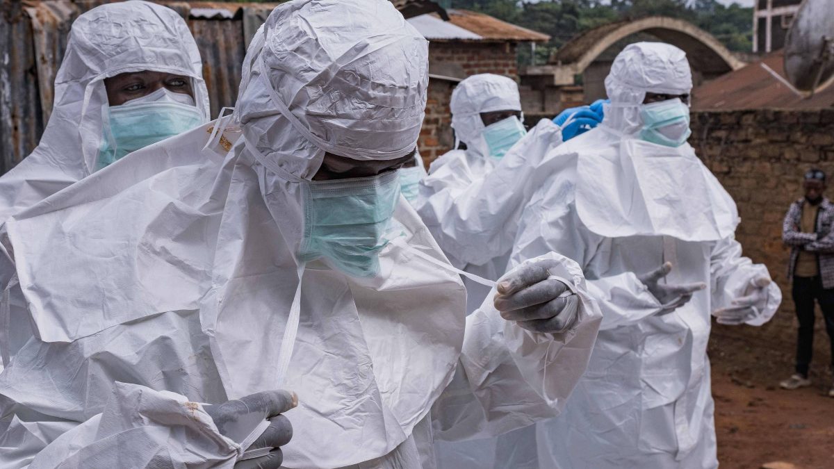 Rio Grande do Sul investiga suspeita de ebola em homem que esteve em Uganda