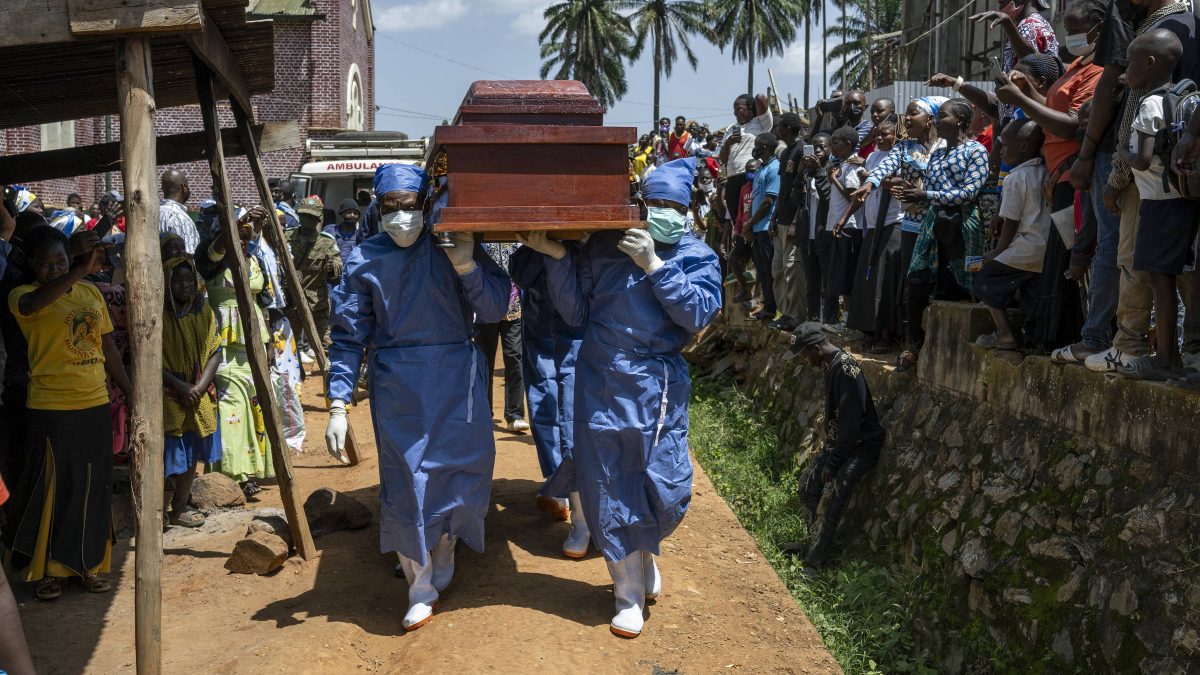 Surto de ebola no leste da África pode se tornar o pior já registrado, alerta agência de saúde