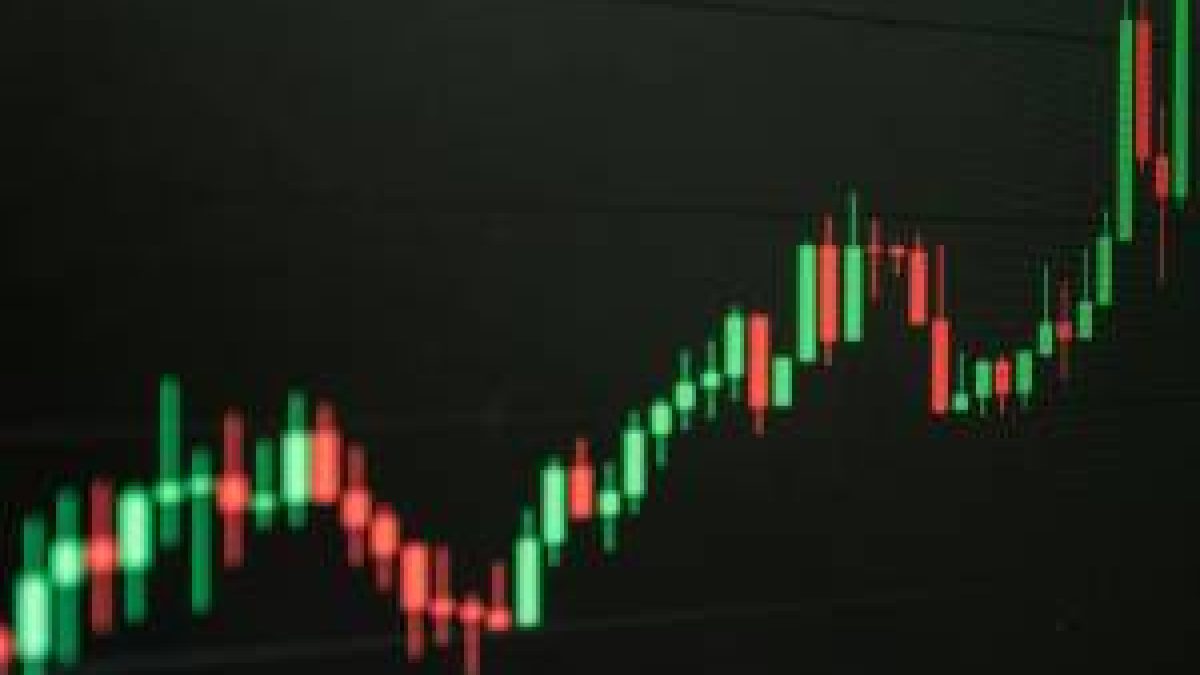 Tesouro IPCA+ de curto prazo renova máxima acima de 8%; prefixados rumam a 15%