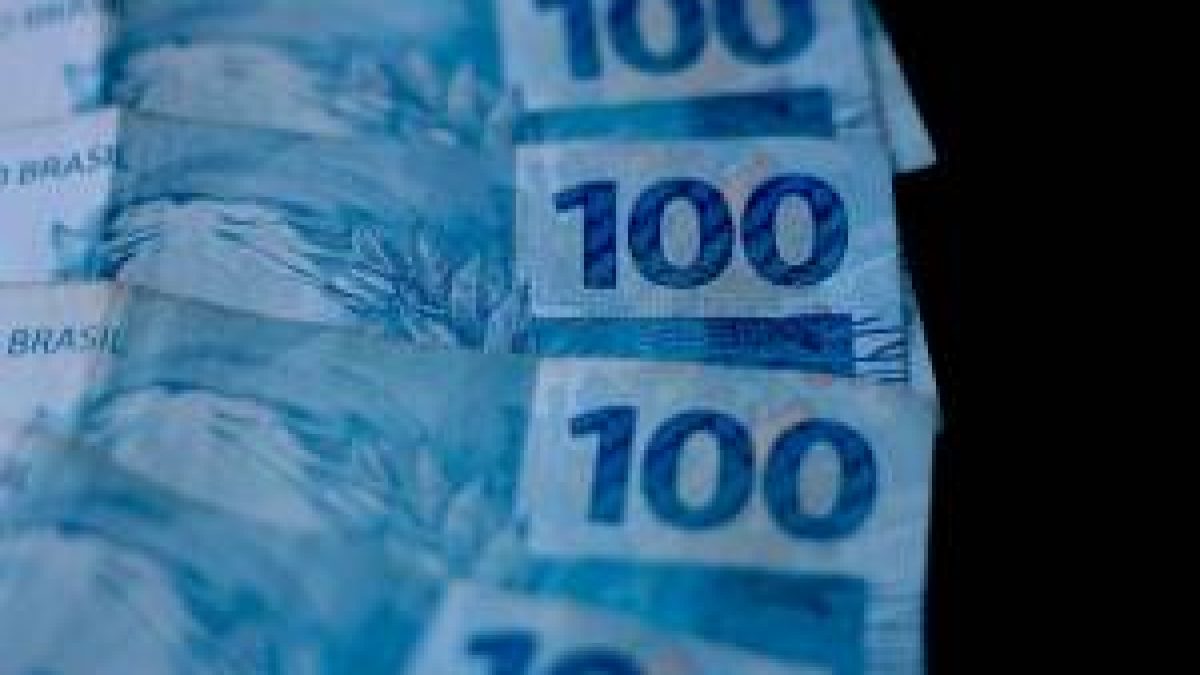 Juros futuros fecham em queda com ata do Copom e recuo dos Treasuries