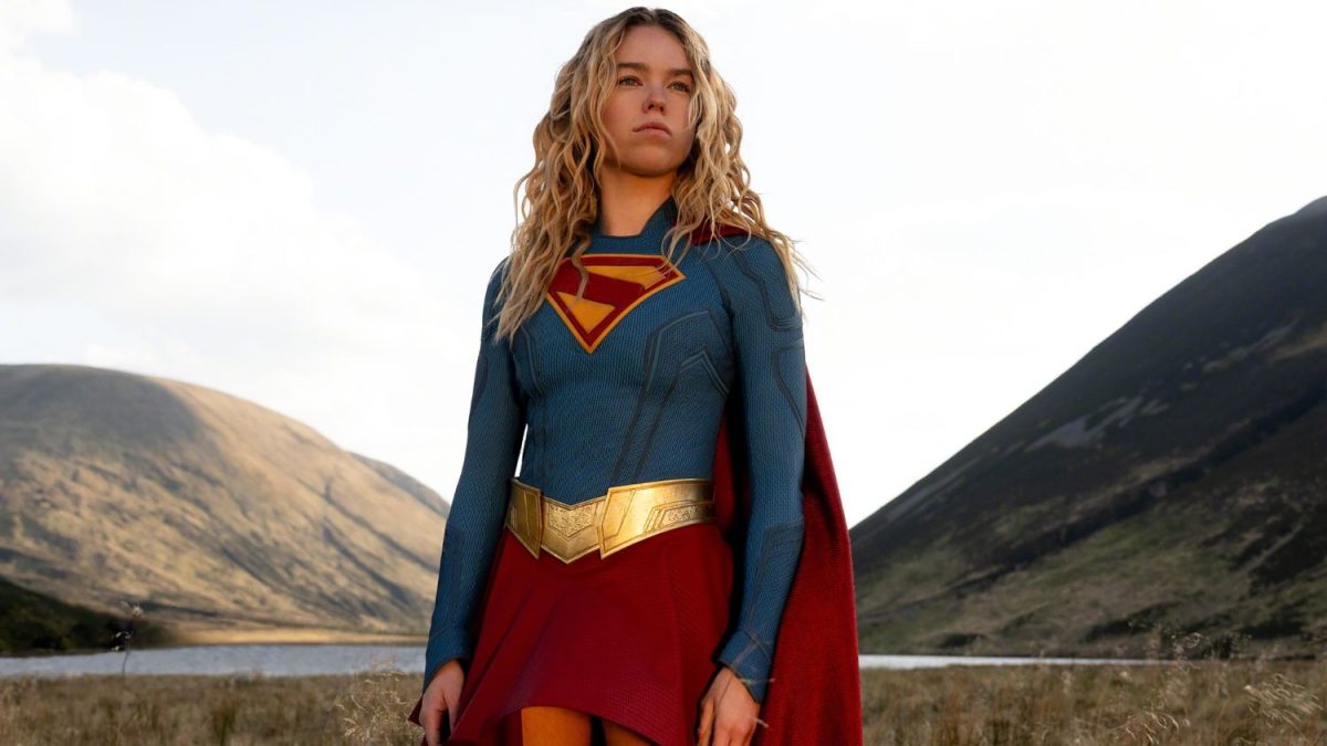 Em novo ‘Supergirl’, heroína punk brilha apesar de um roteiro batido