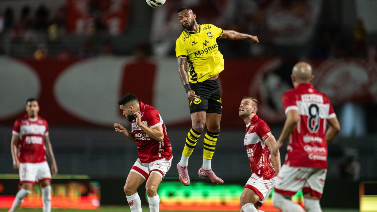 CRB tem segunda defesa mais vazada da Série B após 12 rodadas