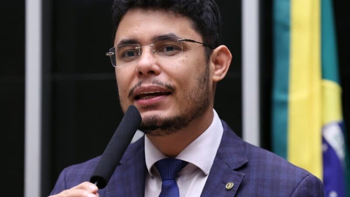 Deputado propõe política de acompanhamento de pacientes no SUS