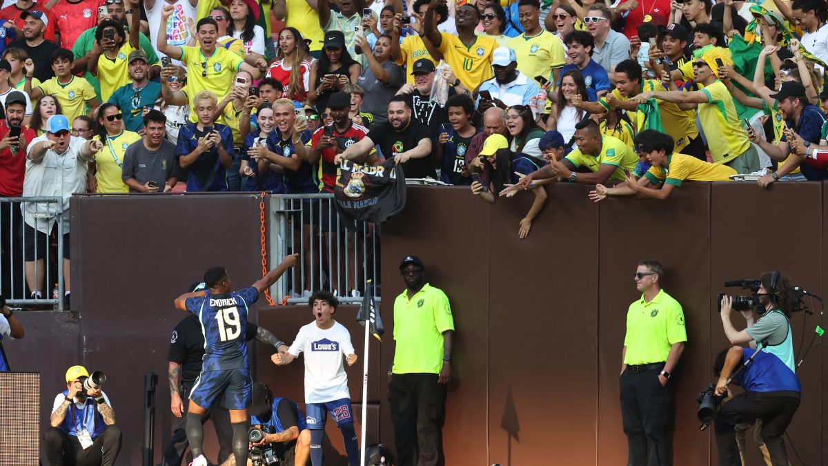 Endrick decide e Brasil vence Egito em último amistoso antes da Copa, mas lesão de Wesley preocupa