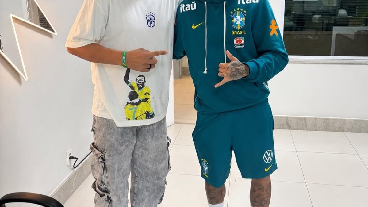Barbeiro de jogadores da Seleção já recebeu R$ 1,2 mil por corte e viajou à Europa com apoio de Luiz Henrique