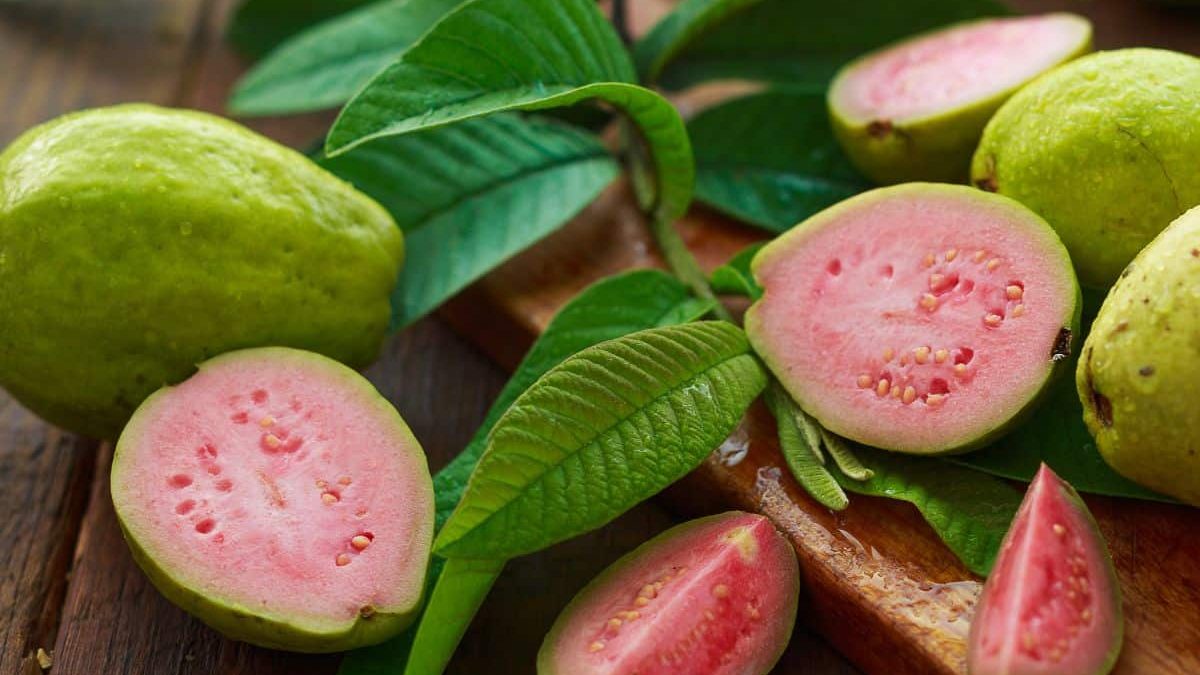 Superfruta tropical une benefícios à saúde e sabor nos preparos