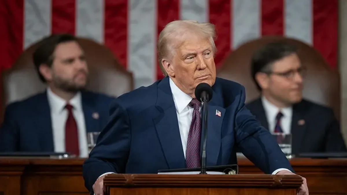 Trump impõe tarifas ao Brasil com justificativas ambientais e trabalhistas, aponta colunista