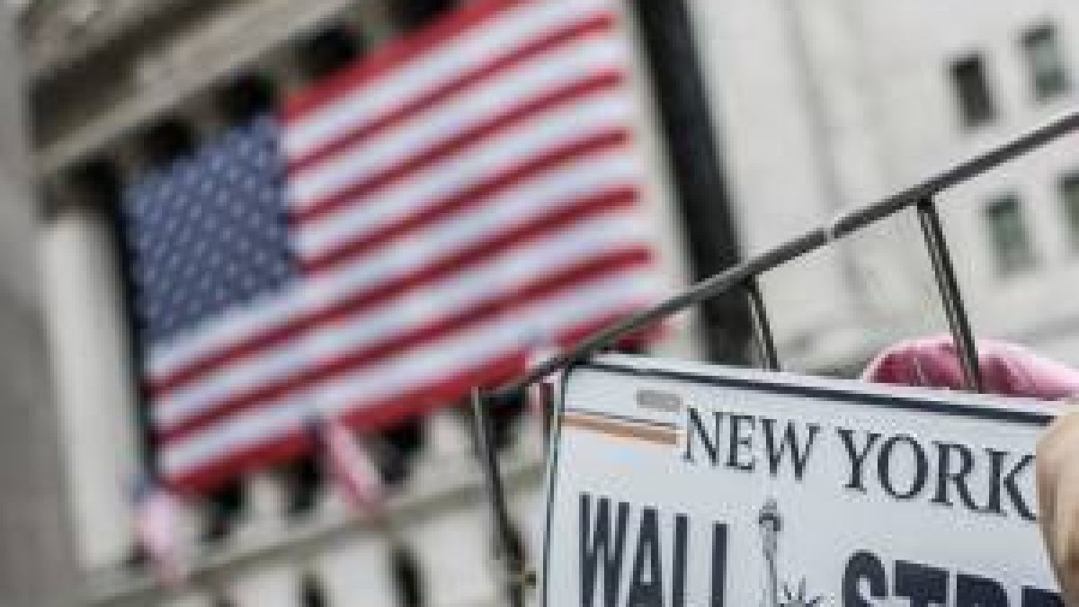 Mega IPOs de IA podem inundar mercado com US$ 4 trilhões em ações, alerta Wall Street