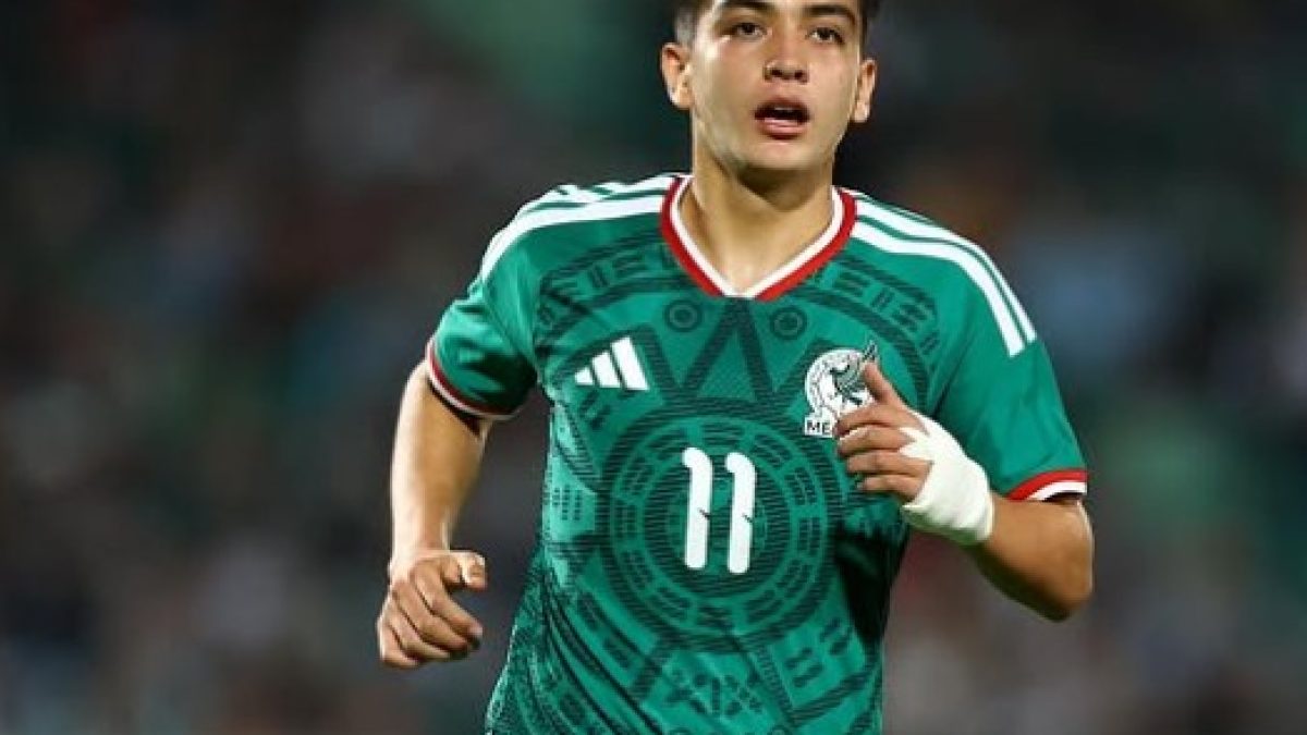 Jovem mexicano de 17 anos pode quebrar recorde de Pelé em Copa do Mundo