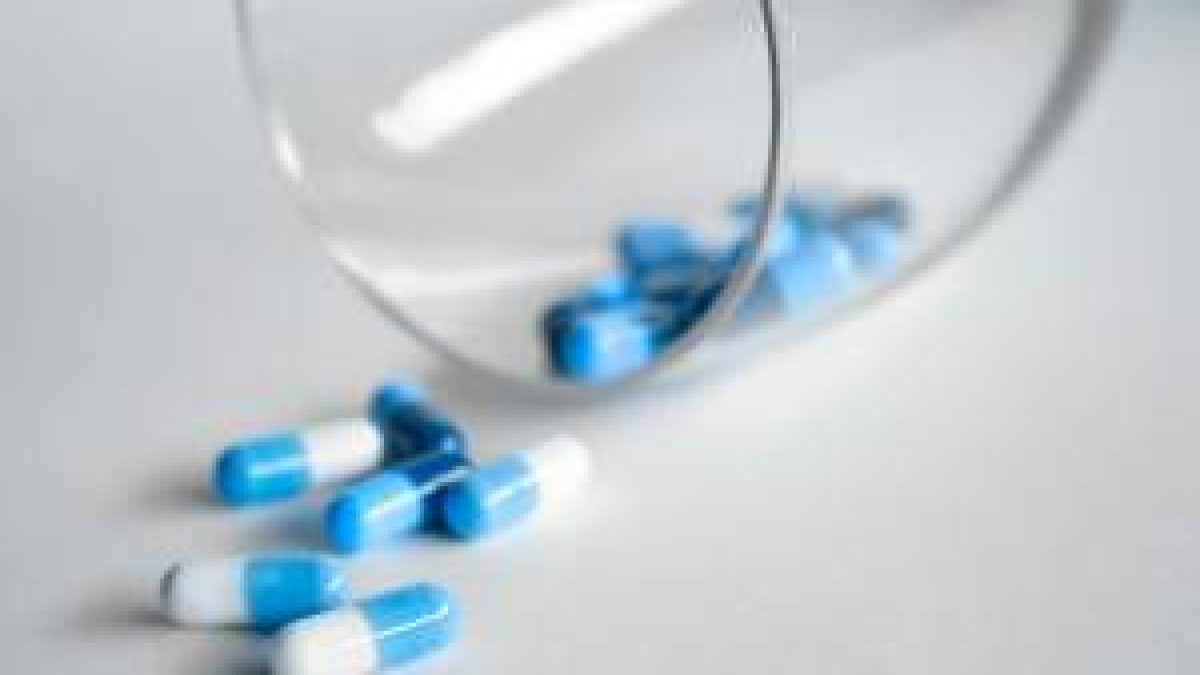 Anvisa aprova primeiro medicamento não hormonal para menopausa