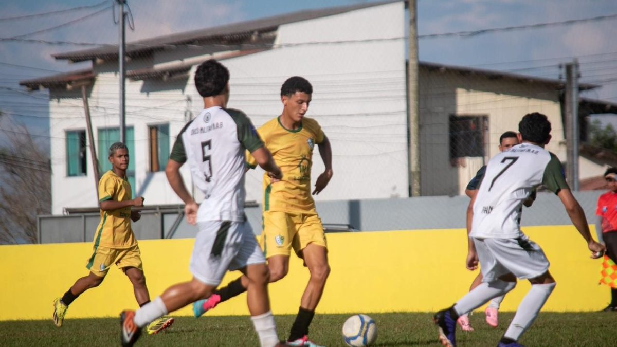 Após três rodadas, Braz de Aguiar lidera Seletiva Escolar de Futebol em Cruzeiro do Sul