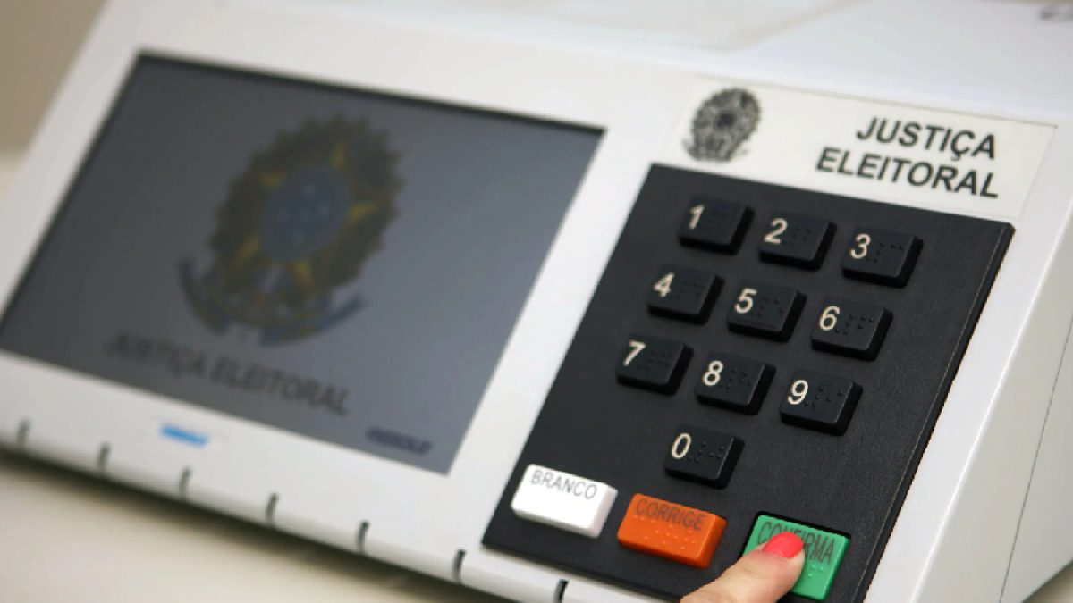 VEJA integra consórcio inédito de mídia para debates das Eleições 2026
