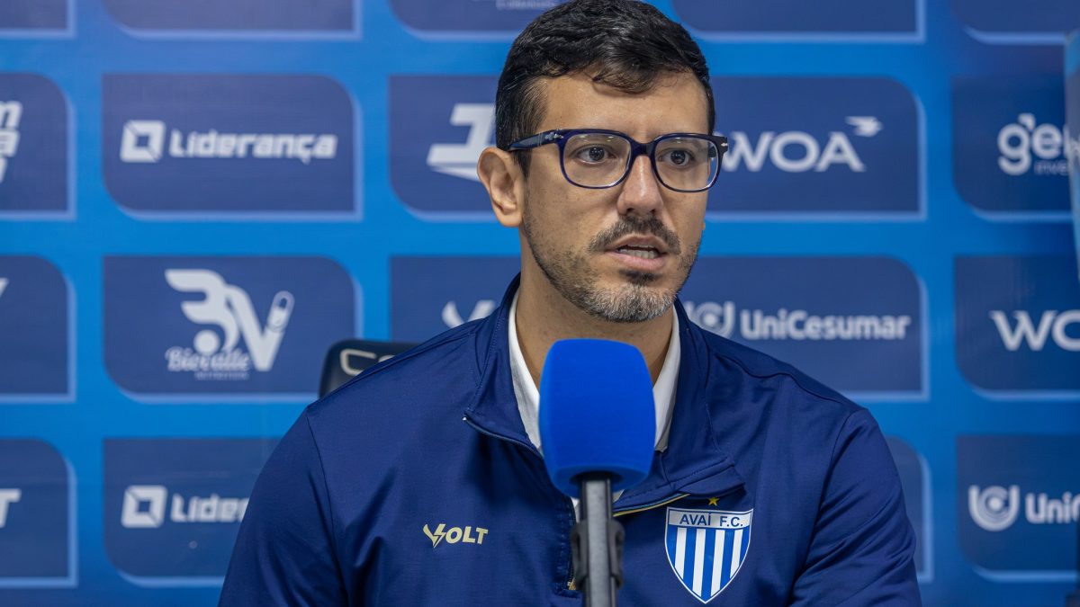 Avaí vive "Copa do Mundo" particular, dentro e fora de campo