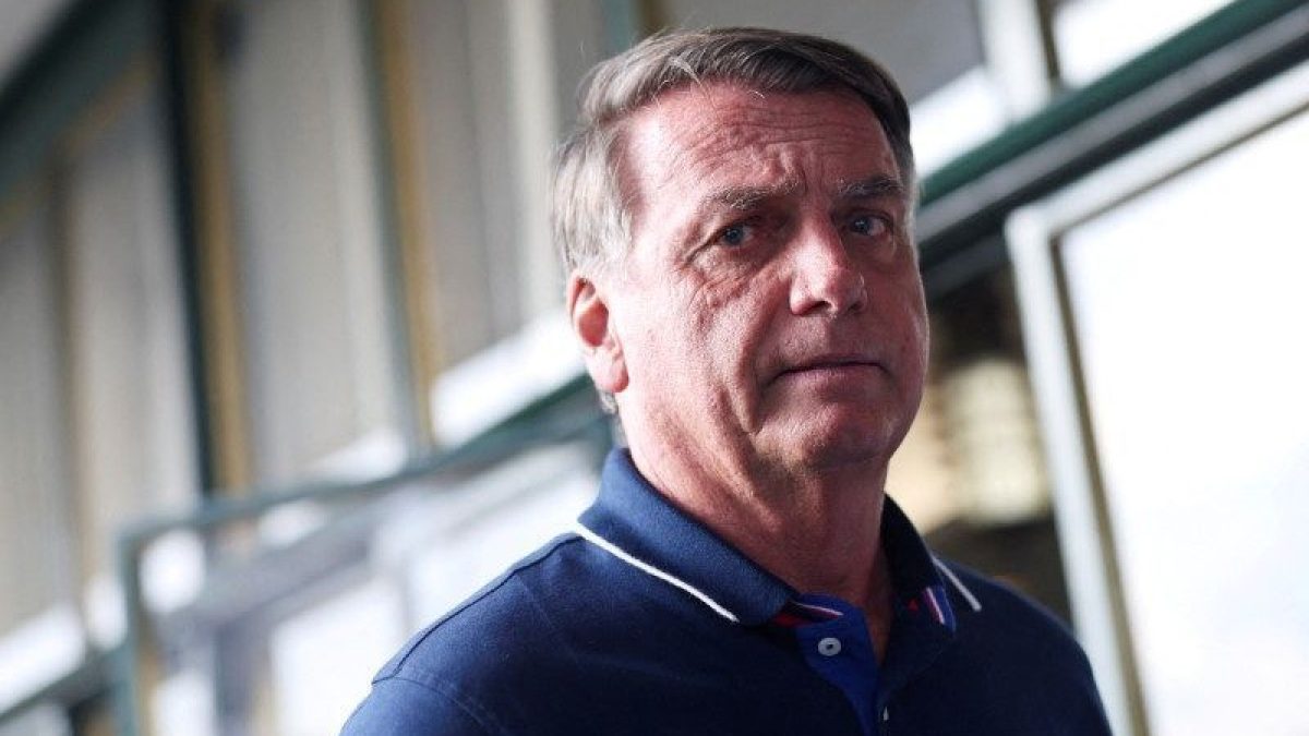 STF dá 24 horas para Bolsonaro explicar arma apreendida em blitz da PMDF