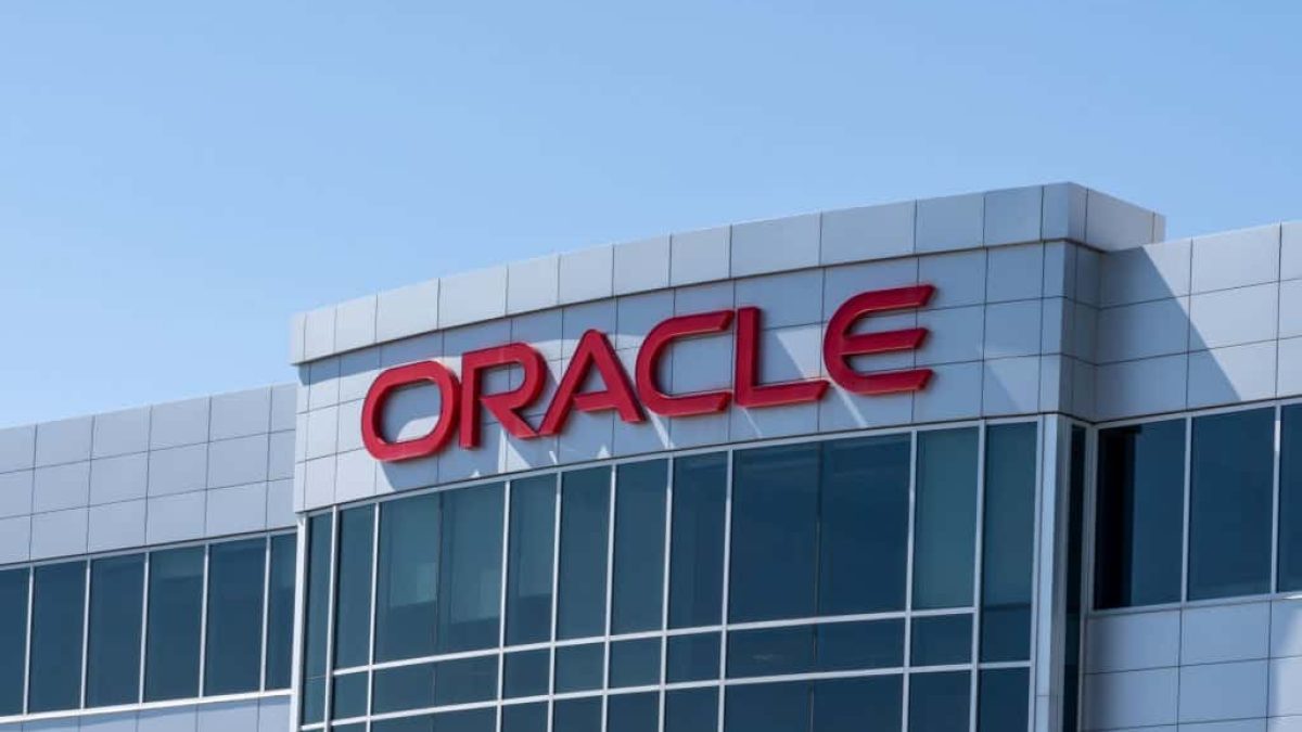 Oracle alerta sobre ataque que expôs dados de mais de 100 empresas via falha no PeopleSoft