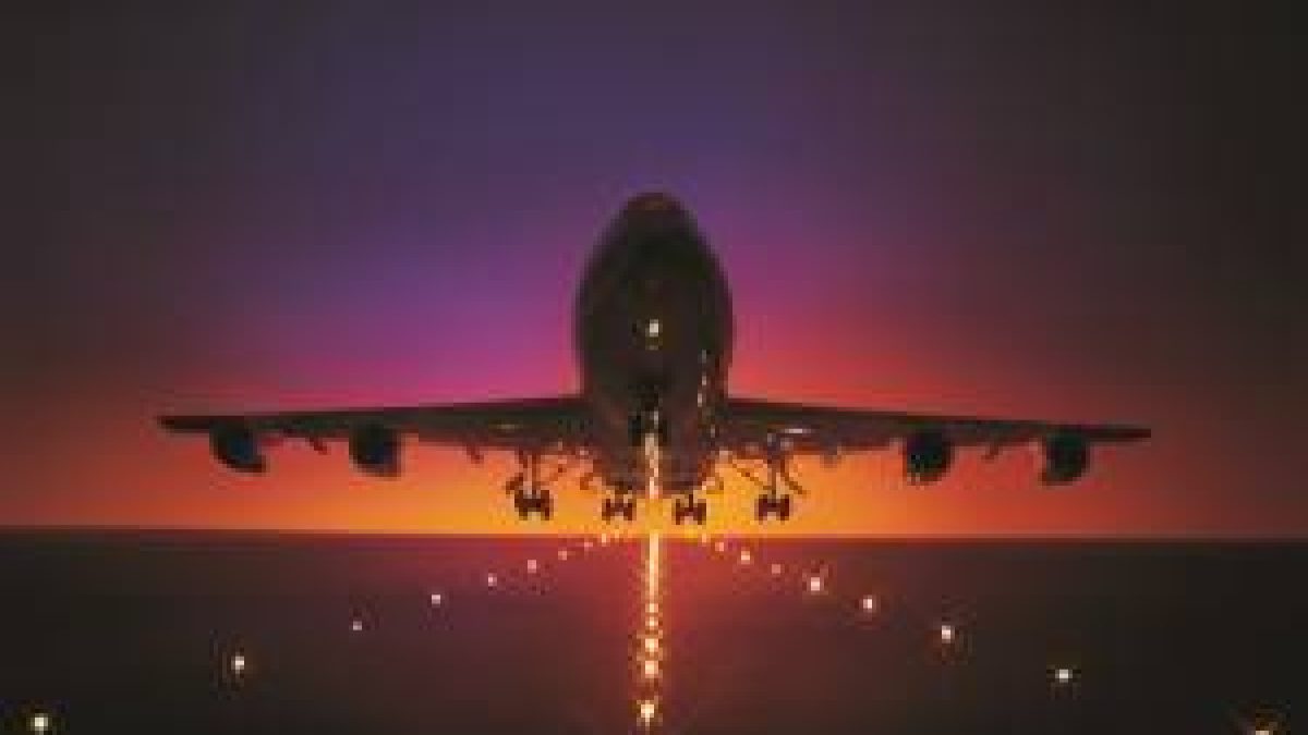 S&P Global vê risco de nova alta no combustível de aviação com normalização só em 2028