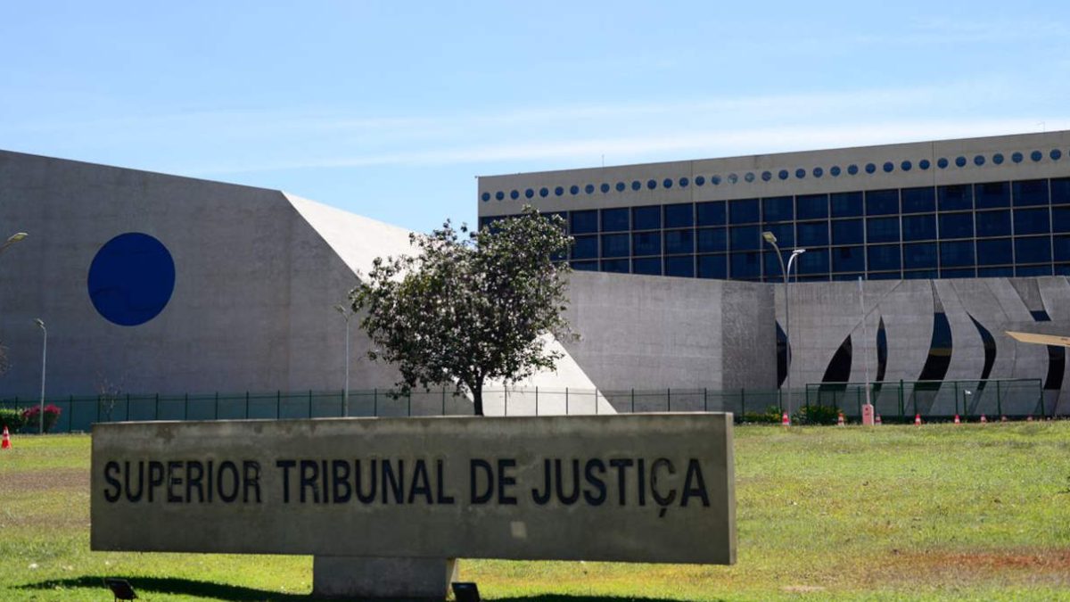 STJ aceita denúncia contra procuradora e contadora por desvio de R$ 6 milhões de projeto para catadores