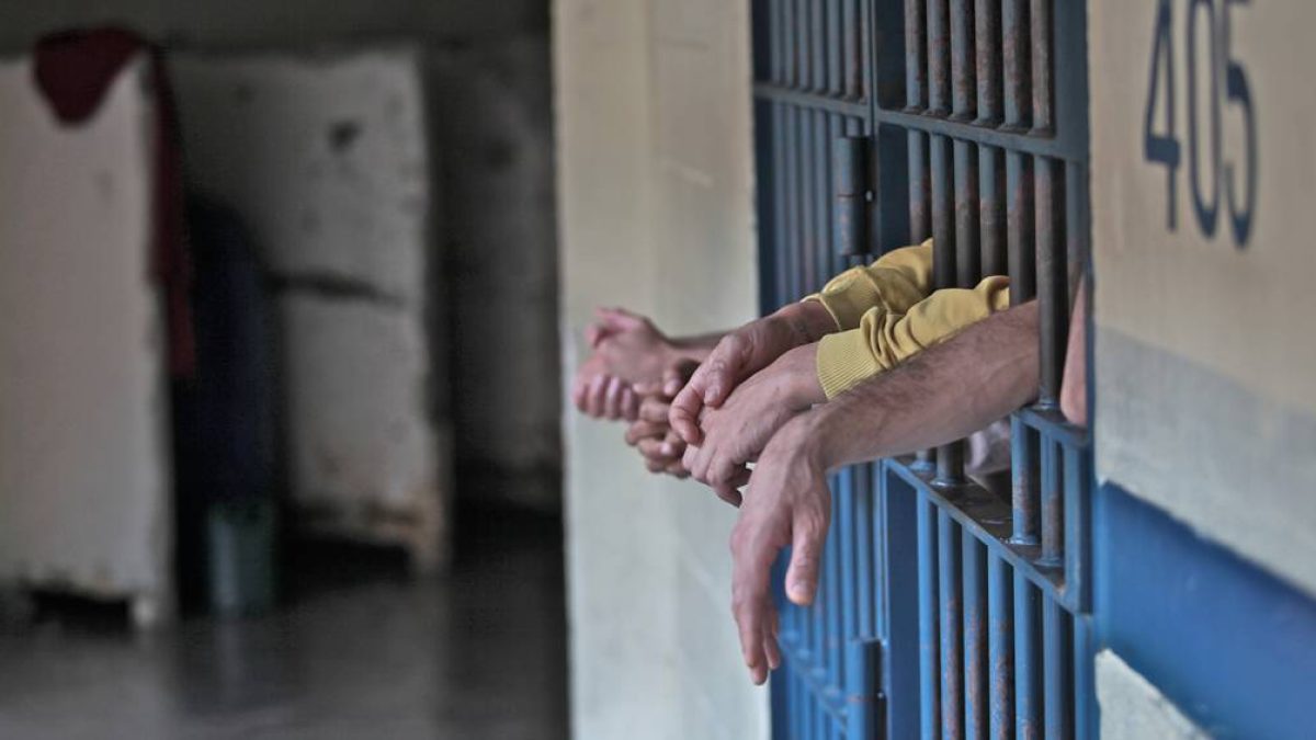 Pesquisa mostra que 84,3% dos brasileiros apoiam redução da maioridade penal para 16 anos
