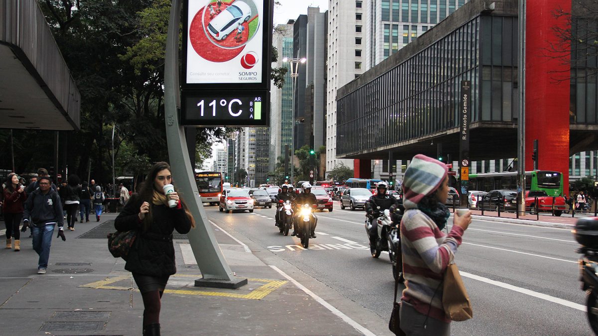 Frio e nevoeiro marcam segunda-feira em São Paulo; máxima chega a 23°C