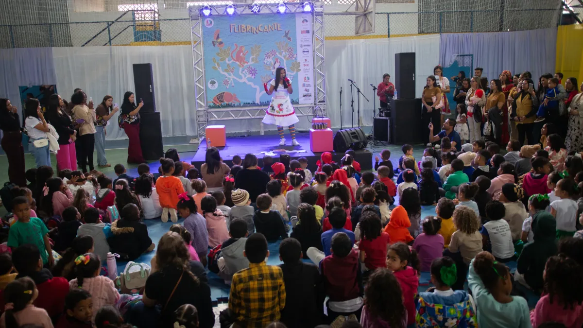 1ª Feira Literária de Ibicoara reúne milhares na Chapada Diamantina com foco em oralidade e ancestralidade