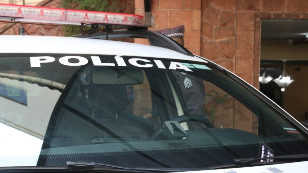 Polícia prende 2 suspeitos de vazamento de operações contra o PCC