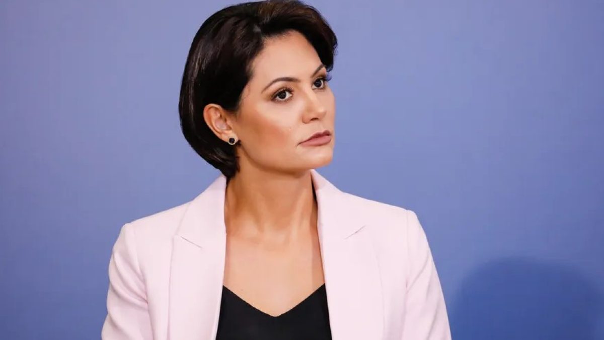 Michelle perderá o parceiro de carteado, mas o bolsonarismo não perde e não ganha quase nada