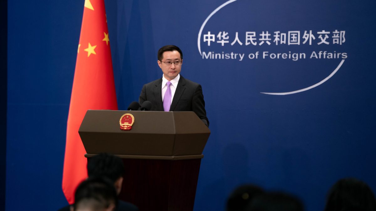 China acusa Japão e Filipinas de violarem direito internacional em negociações marítimas
