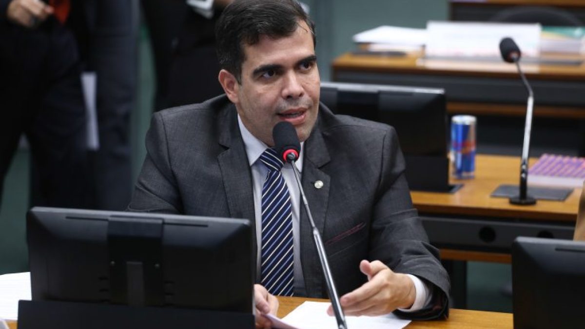 CCJ aprova projeto que cria 'Orçamento Criança' para detalhar gastos com primeira infância