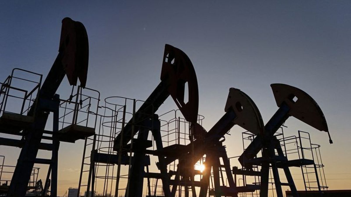 Reabertura do Estreito de Hormuz pode não evitar colapso de estoques de petróleo