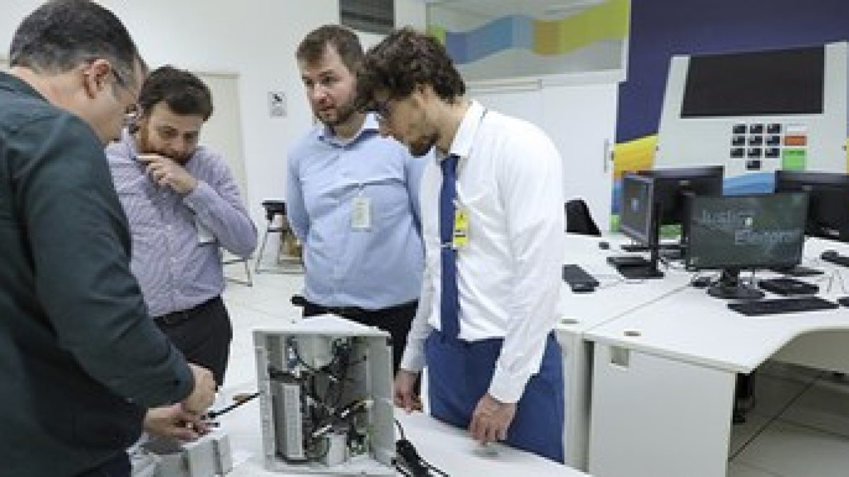 Eleições 2026: TSE abre urna eletrônica para técnicos da Sociedade Brasileira de Computação