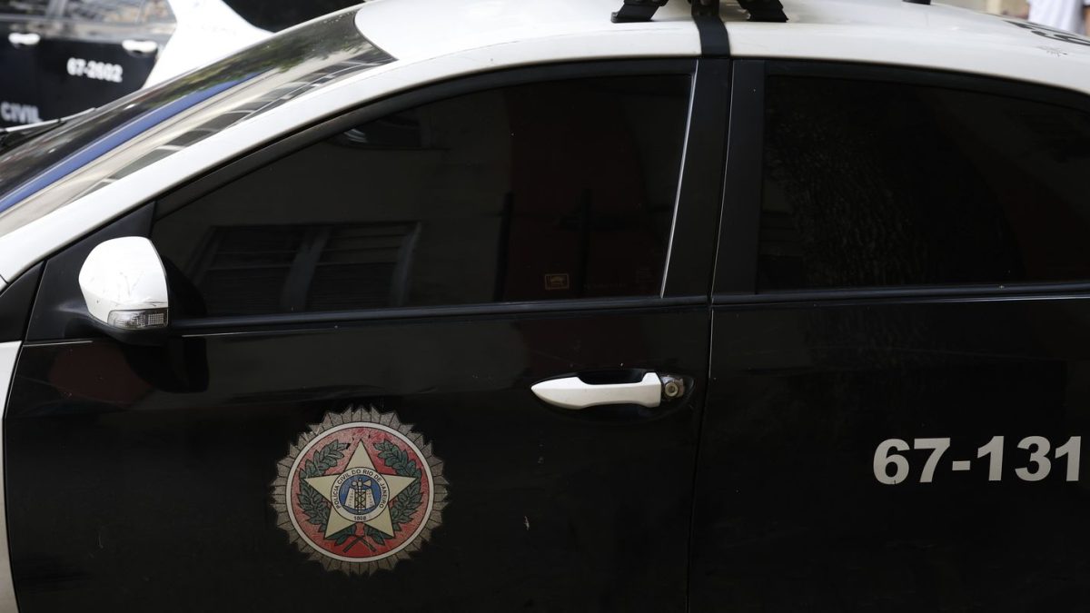 Líder do Comando Vermelho suspeito de coordenar roubo de cargas é preso no Rio