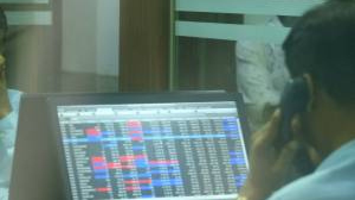 Dow Jones Futuro recua com tensão no Oriente Médio e pressão em ações de IA