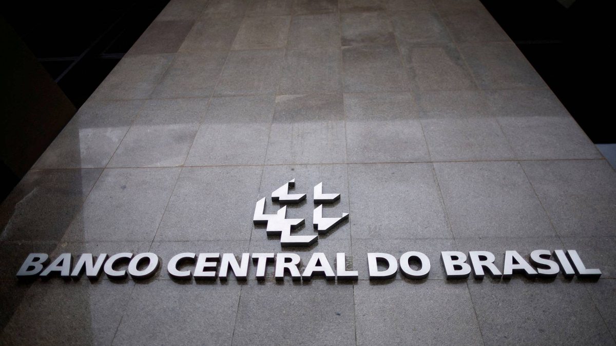 Copom reduz Selic em 0,25 ponto para 14,25% ao ano, terceiro corte seguido