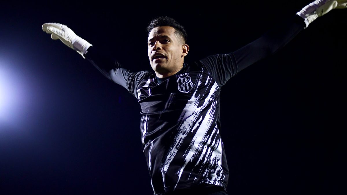 Diogo Silva decide deixar a Ponte por causa dos salários atrasados