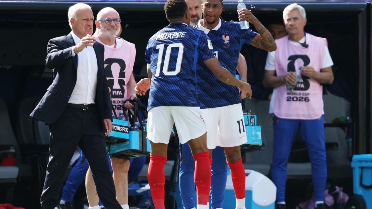 Destaque da França, Olise diz ser fã do "jogo bonito" e revela que prefere atuar como camisa 10