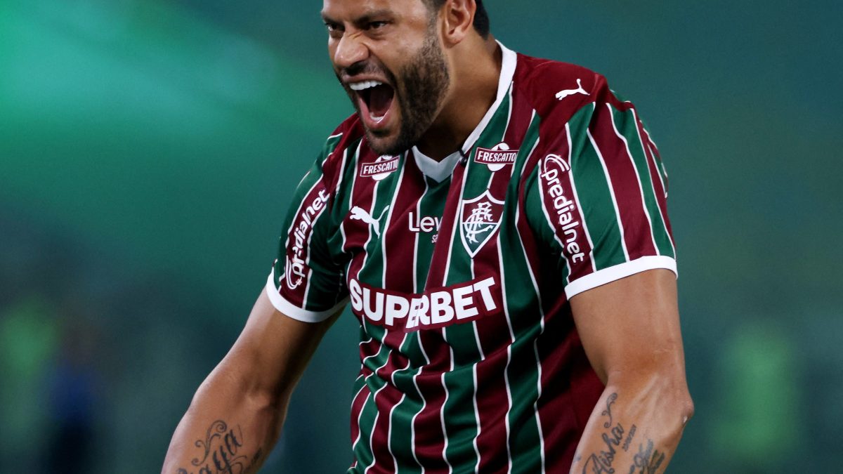 Estreia de Hulk pelo Fluminense deve ser adiada por conflito de datas do Bragantino
