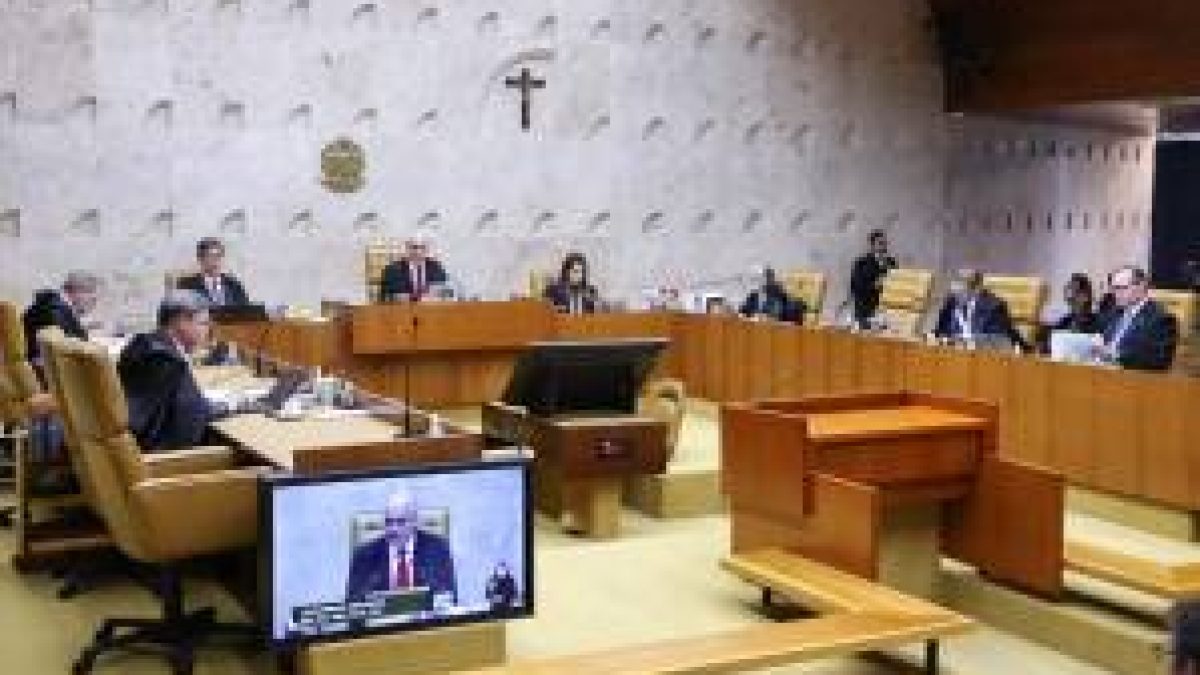 STF debate regras para big techs após ampliar responsabilidade de redes