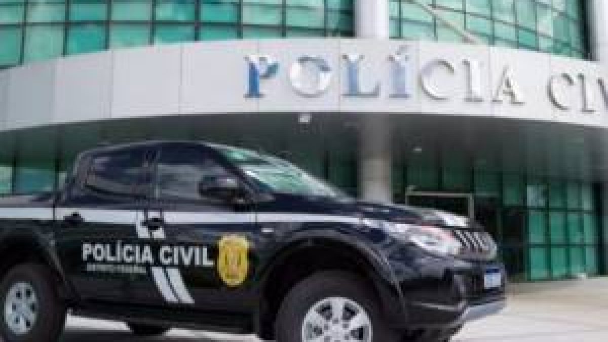 Polícia prende grupo suspeito de descontos em contas de aposentados no BRB