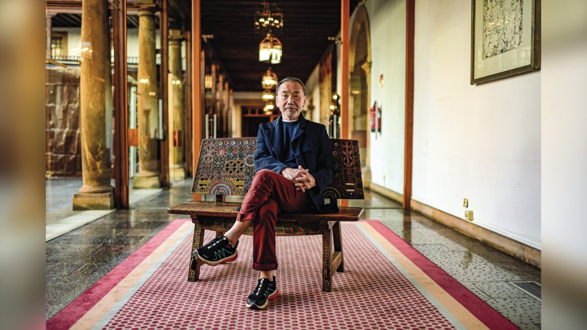 Haruki Murakami retorna com 'A Cidade e Suas Muralhas Incertas', romance que mescla real e fantástico