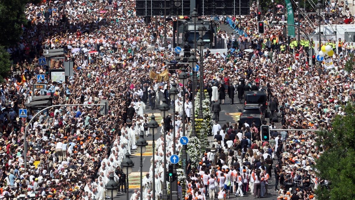 Papa Leão XVI celebra missa para mais de um milhão de fiéis em Madri