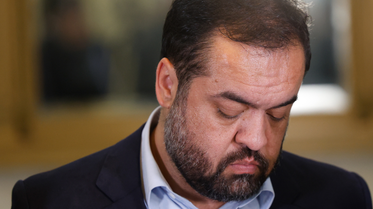 Relatório da Alerj aponta decreto de Castro como porta de entrada para Banco Master no consignado