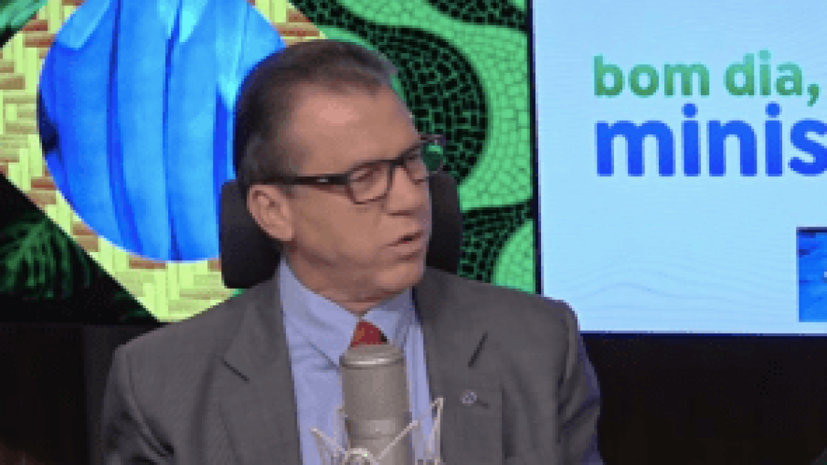 Lula que decide sobre Jaques Wagner, mas eu optaria por substituí-lo, diz Marinho