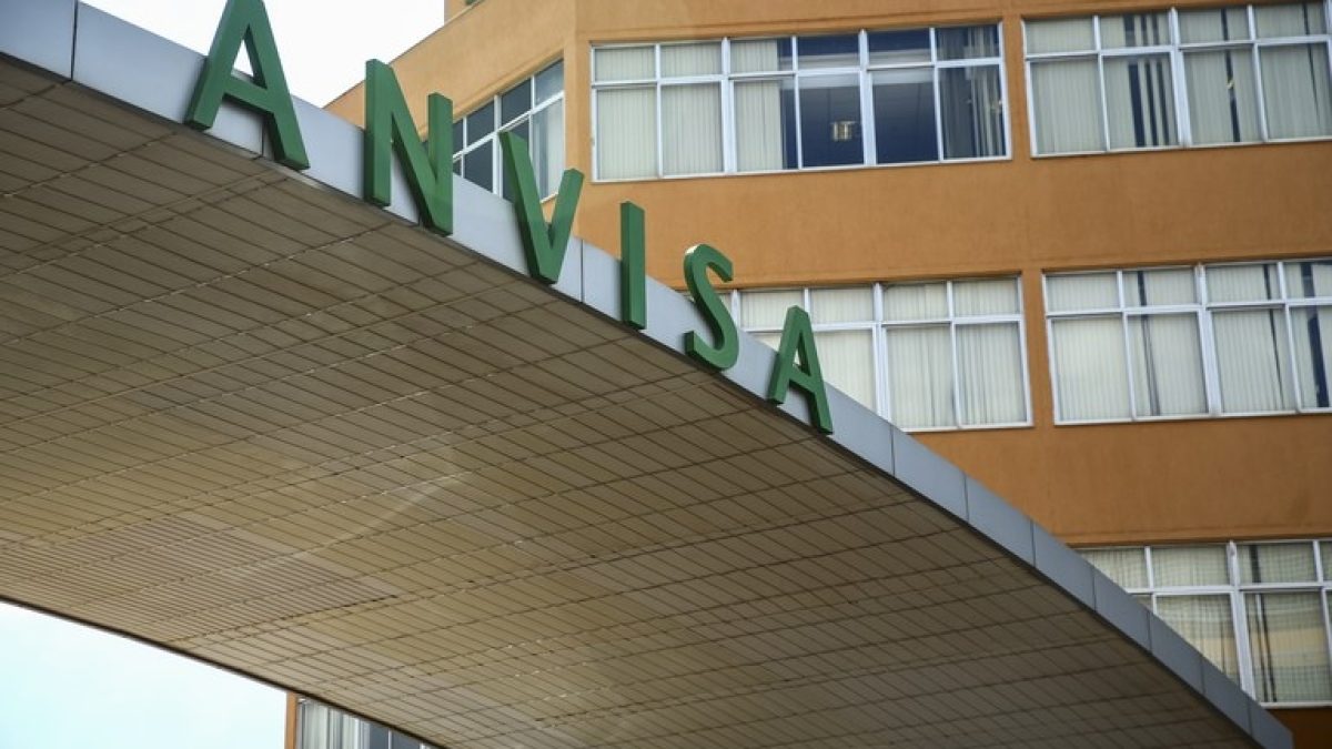 Anvisa dá aval a tratamento inovador para câncer que afeta milhares de mulheres