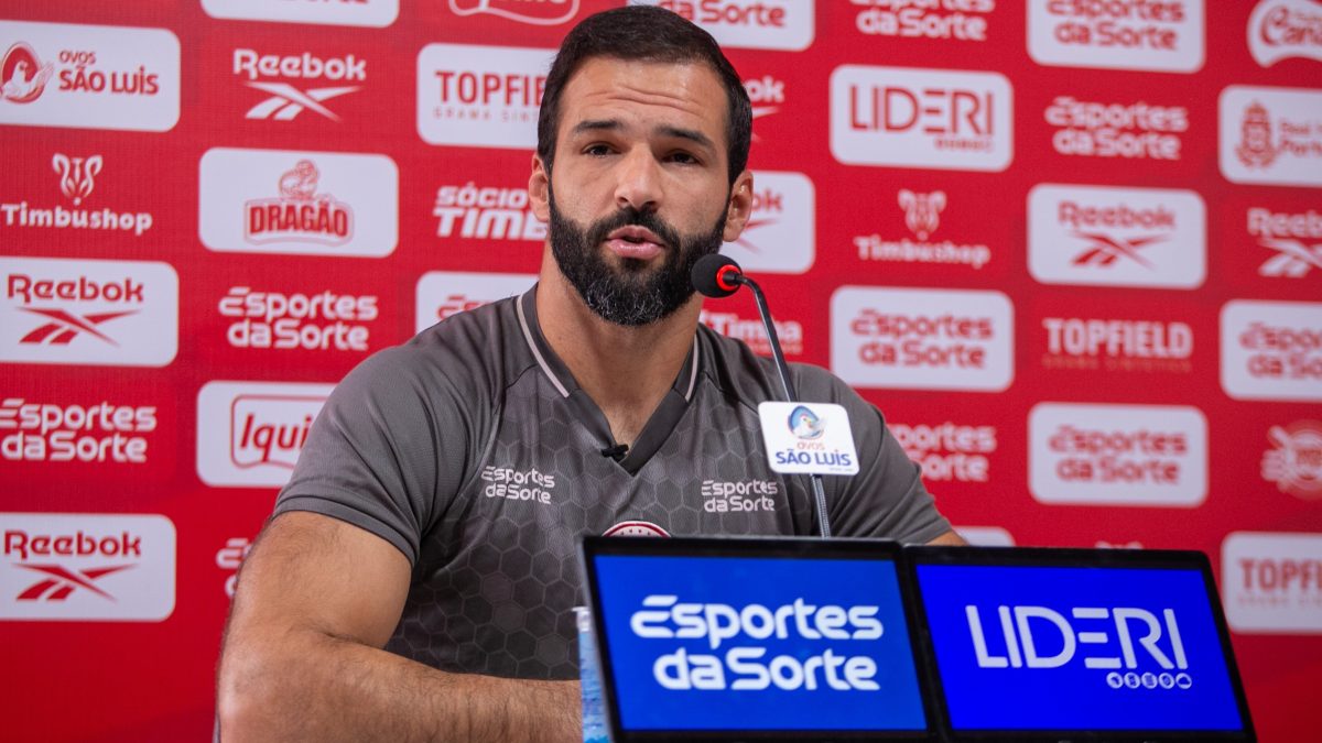 Muriel afirma que Náutico mantém confiança apesar de derrota no clássico