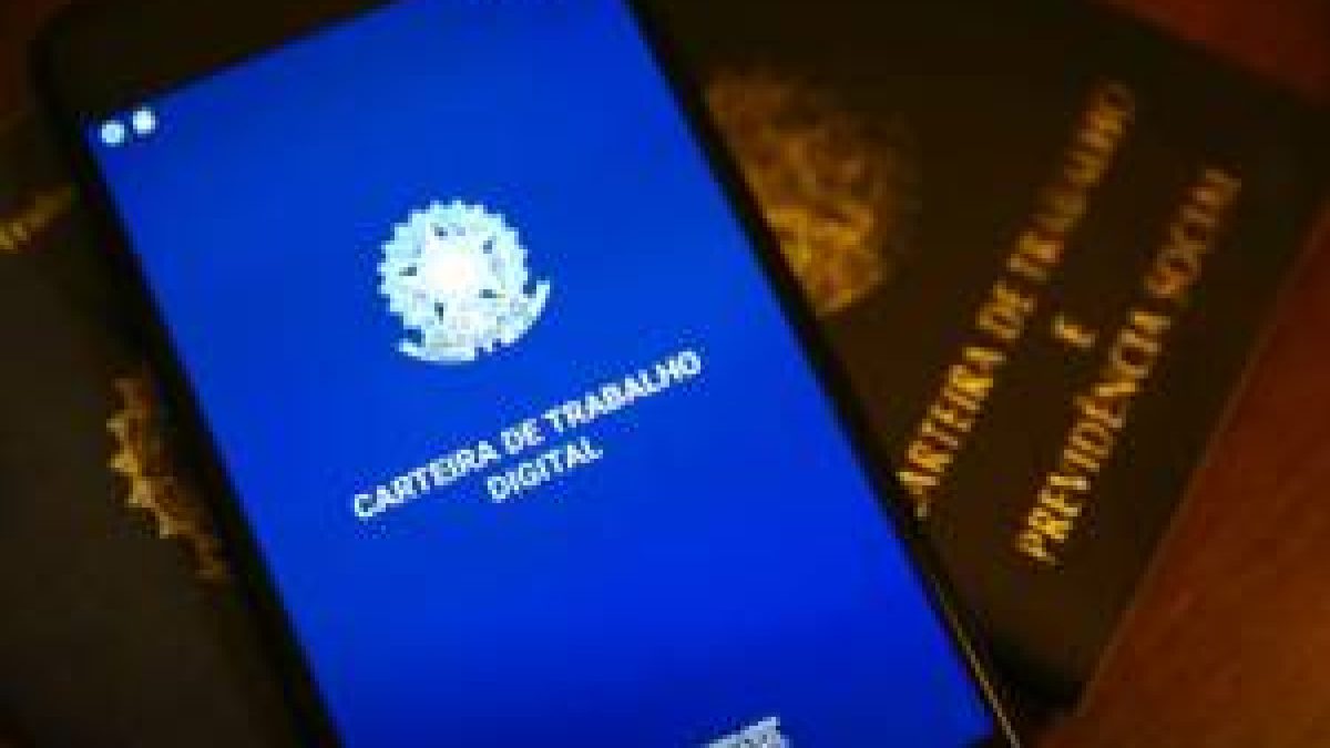 Fim da 6×1: governo diz que 37 mi de trabalhadores cumprem mais de 41 horas semanais