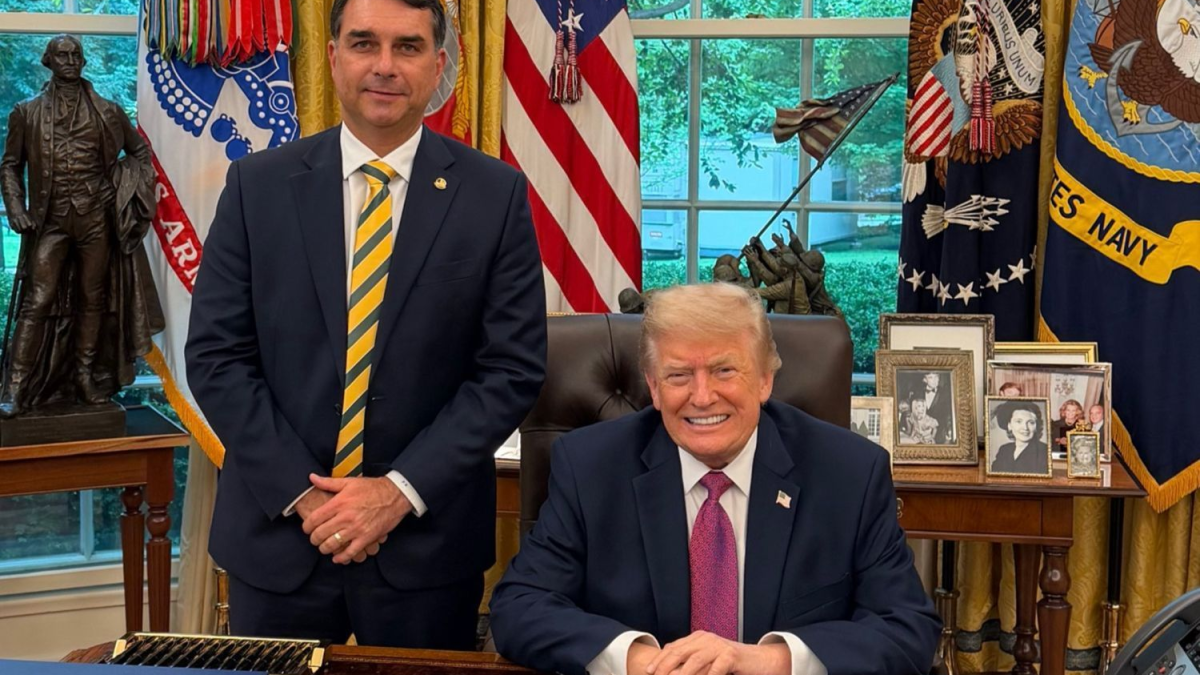 Ex-subsecretária dos EUA vê ações de Trump como apoio a Bolsonaro