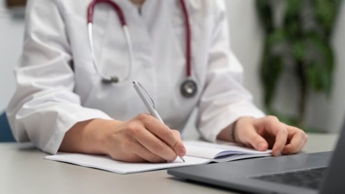Senado aprova piso de R$ 13,6 mil e medidas para médicos e dentistas