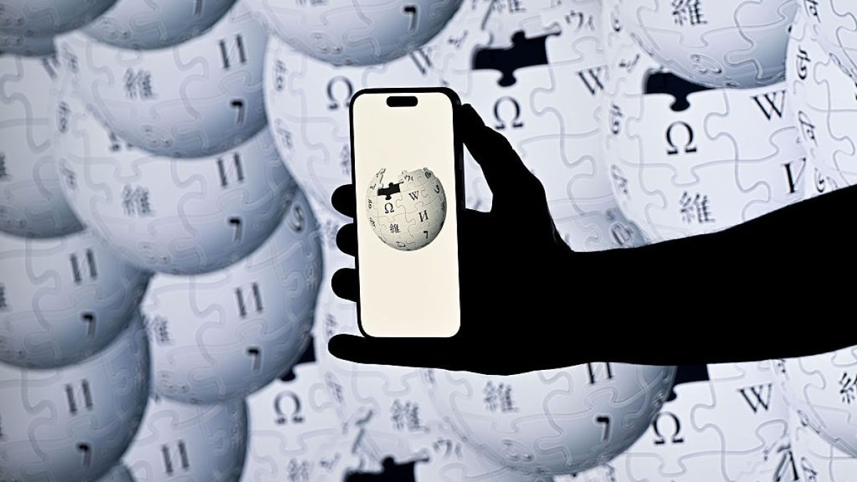 Wikipédia não confia em IAs para editarem seus artigos, diz cofundador