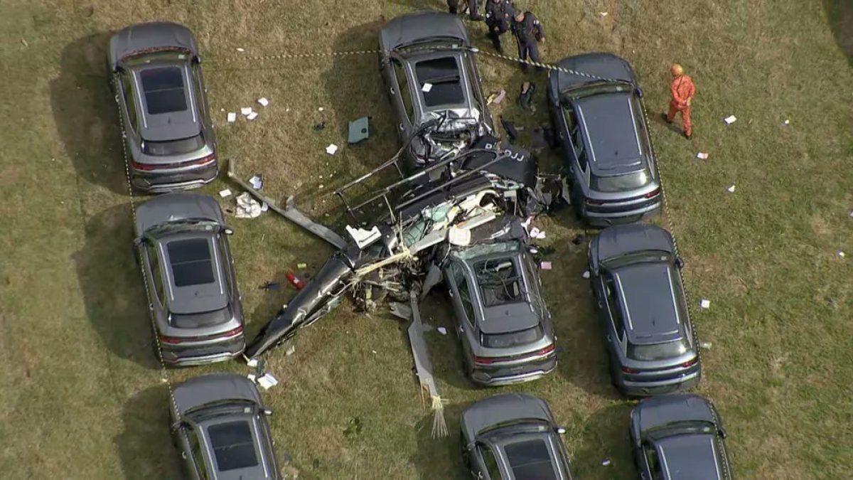 Colisão de helicópteros no Rio deixa seis mortos no Recreio dos Bandeirantes