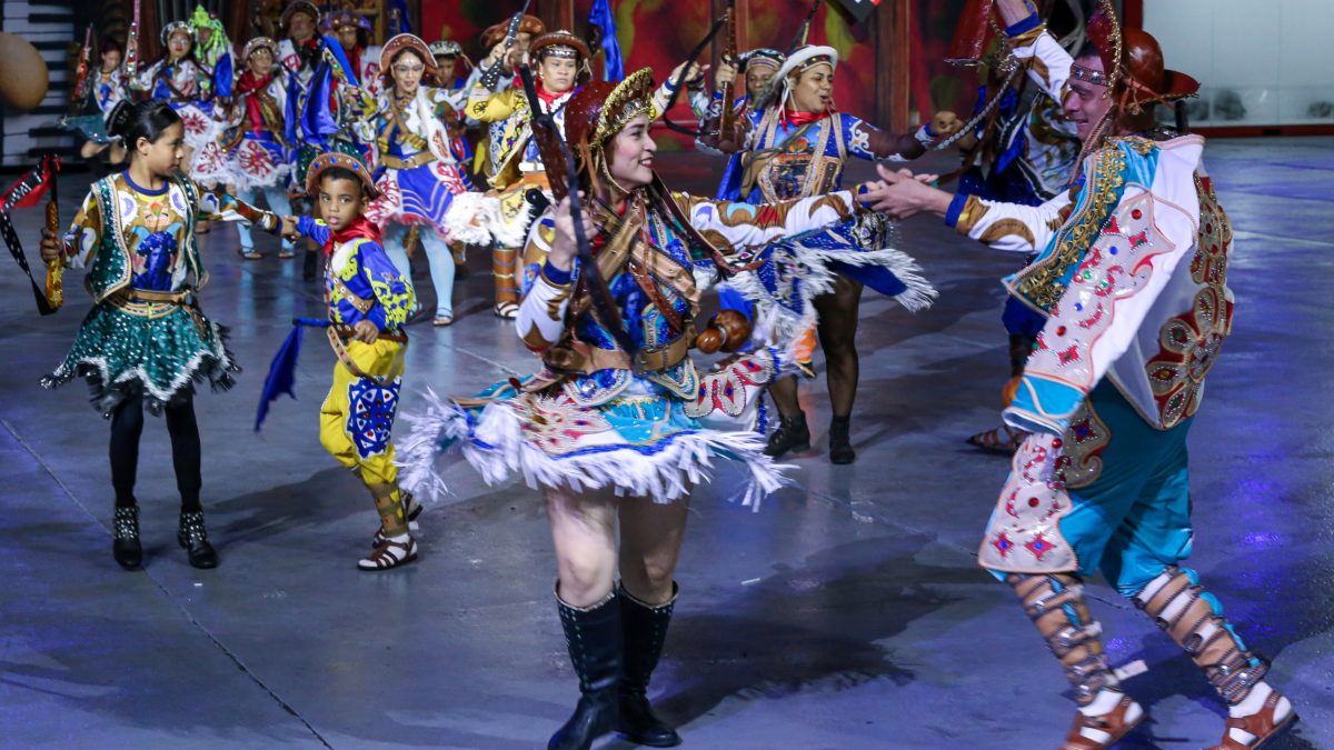 Festival Folclórico do Amazonas começa com disputas da categoria Bronze em Manaus